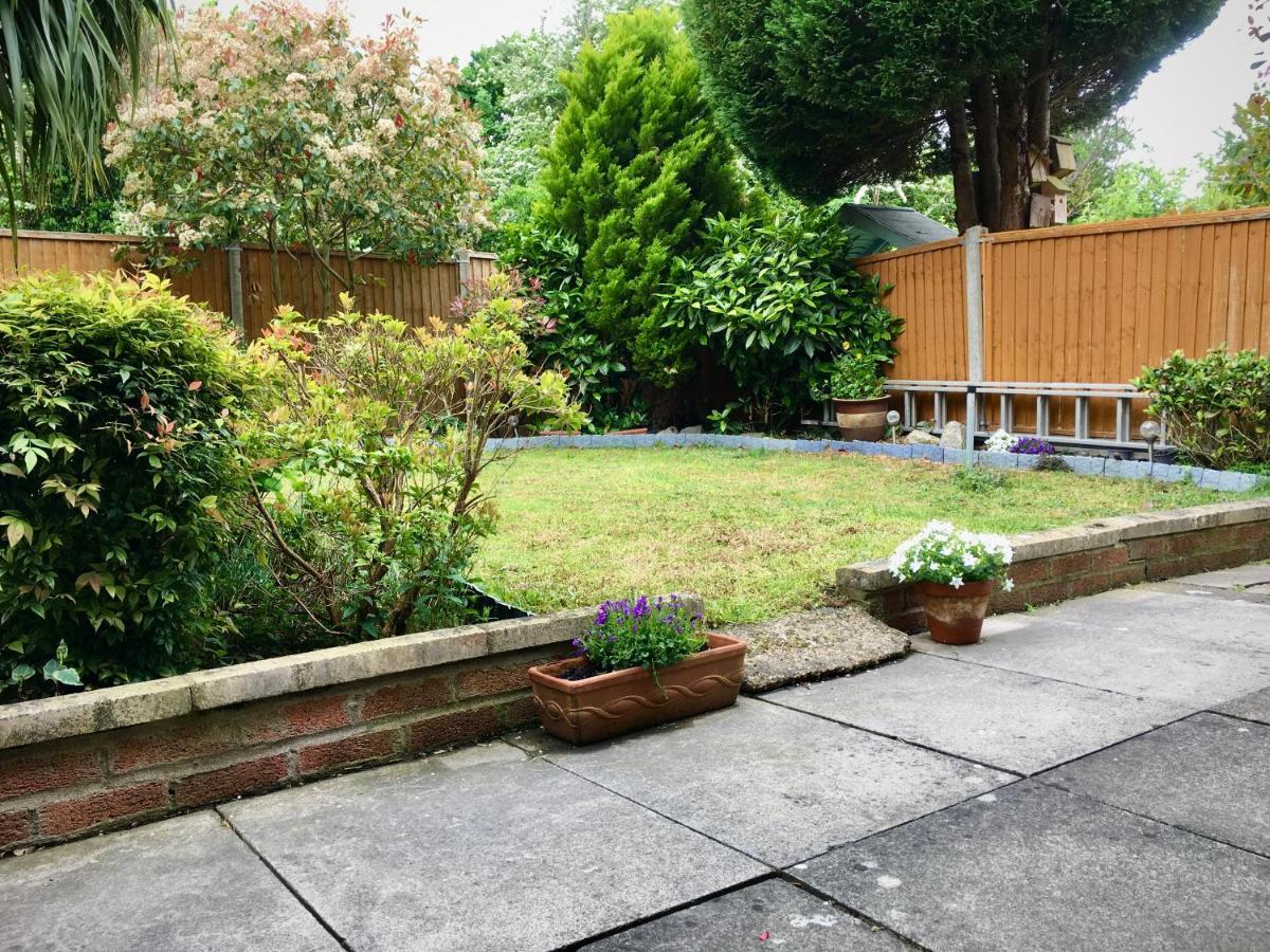Bed & Breakfast Cosy Quiet Double Almondsbury